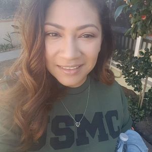 Meet your Posher, Esther